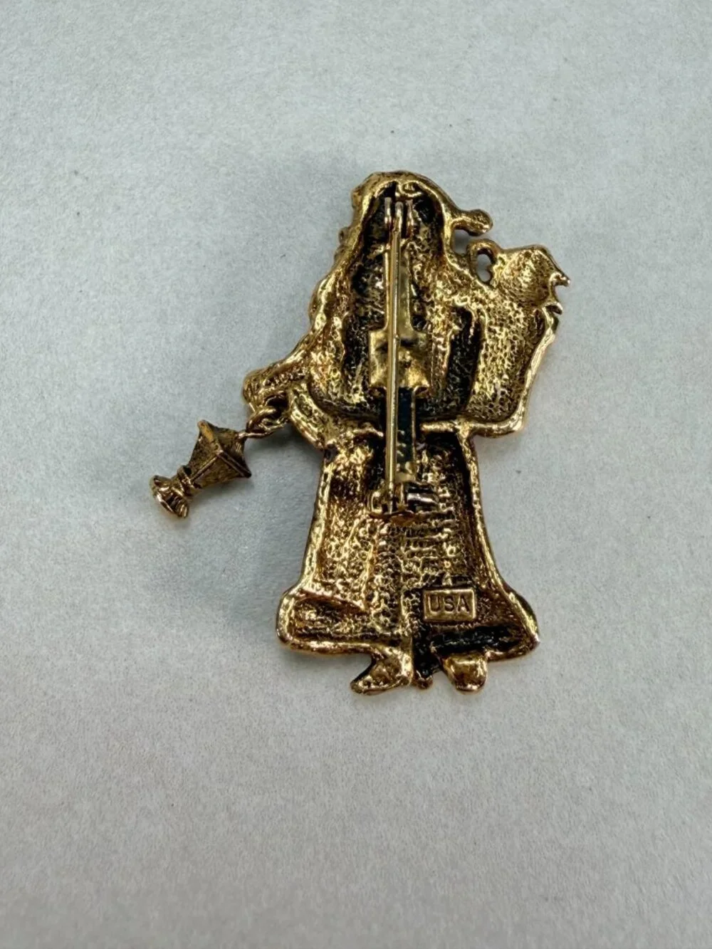 Vintage Santa Claus Brooch Gold Tone Enamel USA Christmas Dangling Lantern Pin